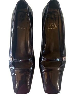 Joan & David vintage Black Patent Square-Toe shoes made in Italy 6-1/2